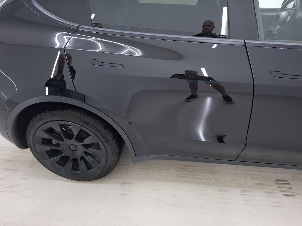 Foto 40 van Tesla Model Y