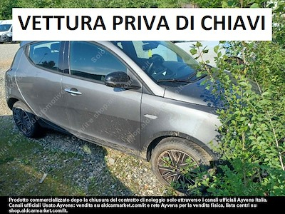 Kupi LANCIA LANCIA YPSILON (PC) 1.0 FIREFLY 70CV HYBRID GOLD FP na Ayvens Carmarket