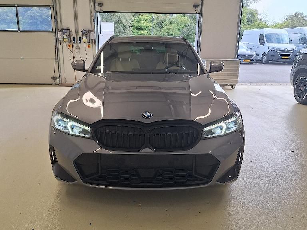 BMW 3 Series TOURING M-SPORT 184 CV Packs Innovation, Travel, Entertainement, Driving Assistant