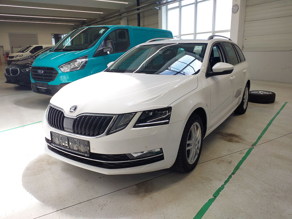 SKODA OCTAVIA COMBI 2,0 TDI STYLELIMITED DSG