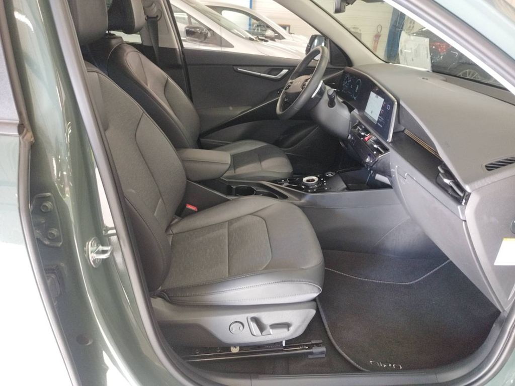 Kia Niro EV  EV 204ch Premium Business