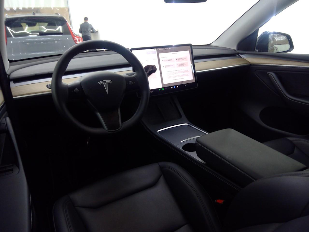 Foto 2 van Tesla Model Y
