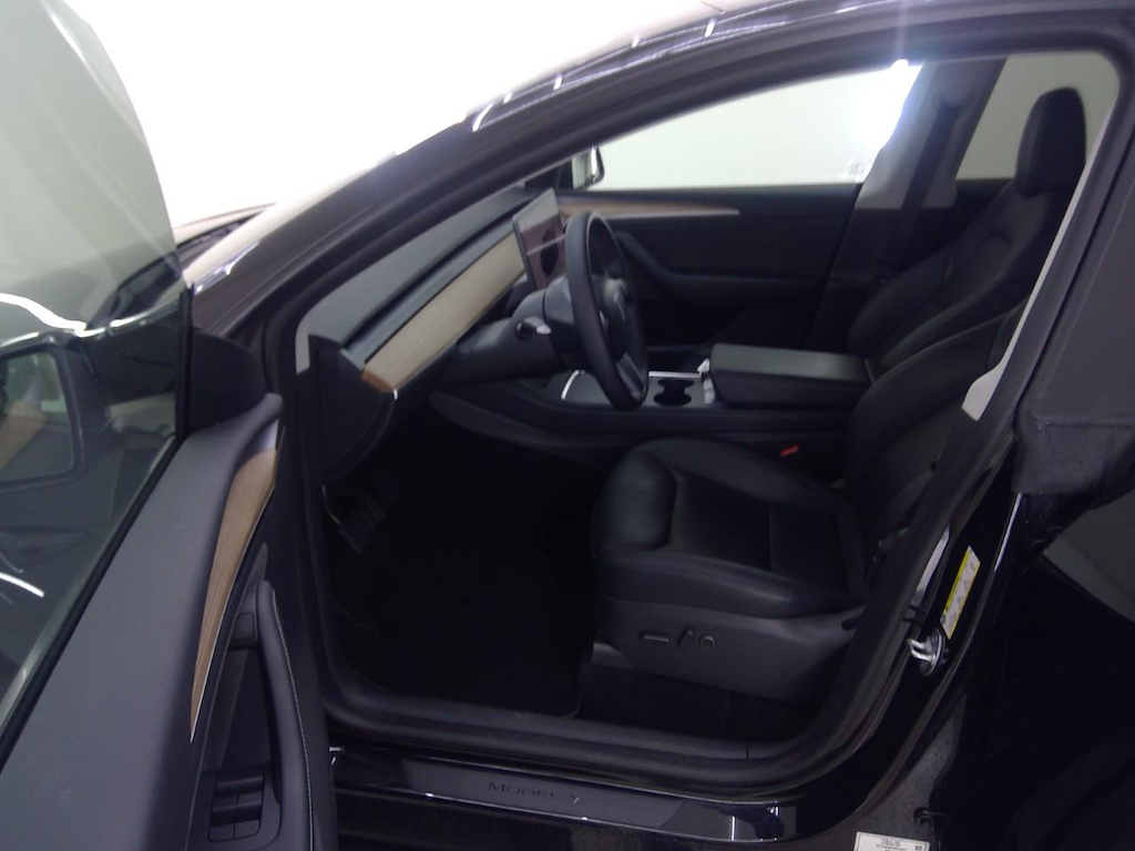 Foto 4 van Tesla Model Y