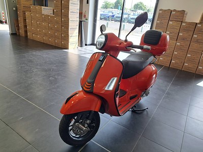 Ayvens Carmarket den VESPA GTS satın al
