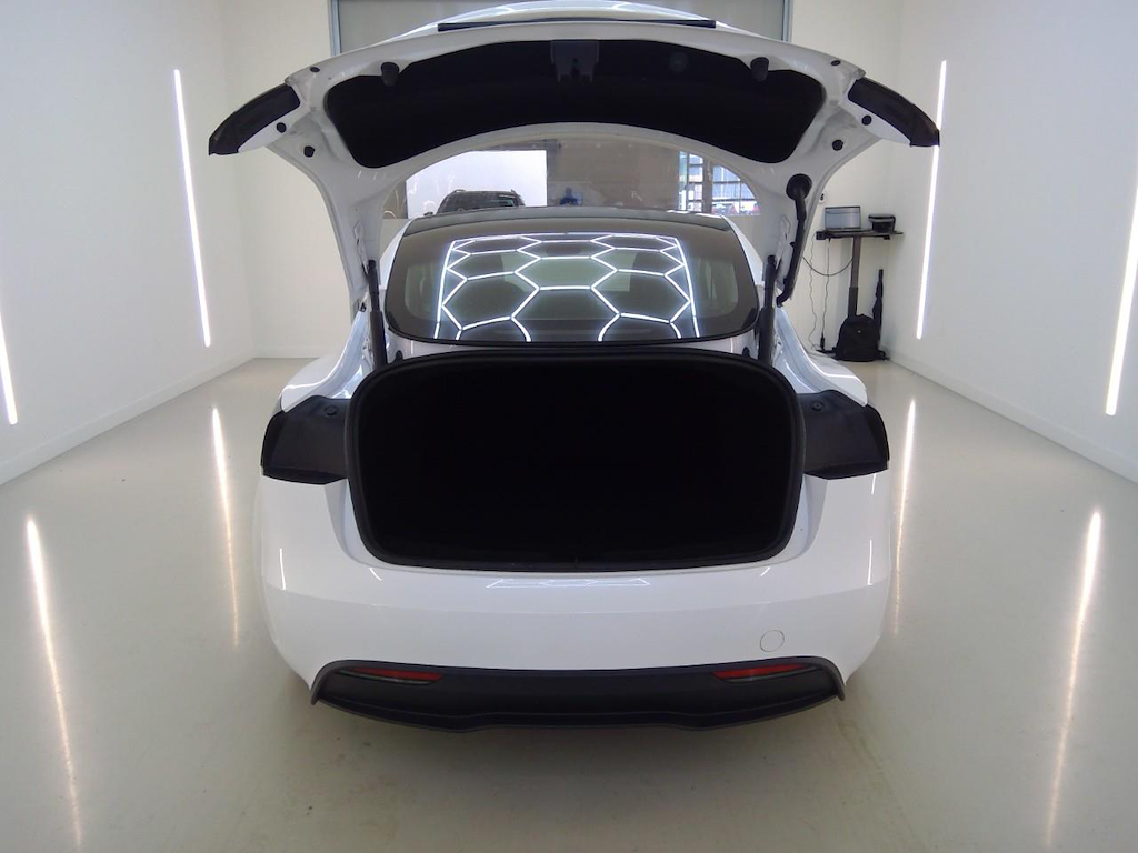 Foto 11 van Tesla Model 3