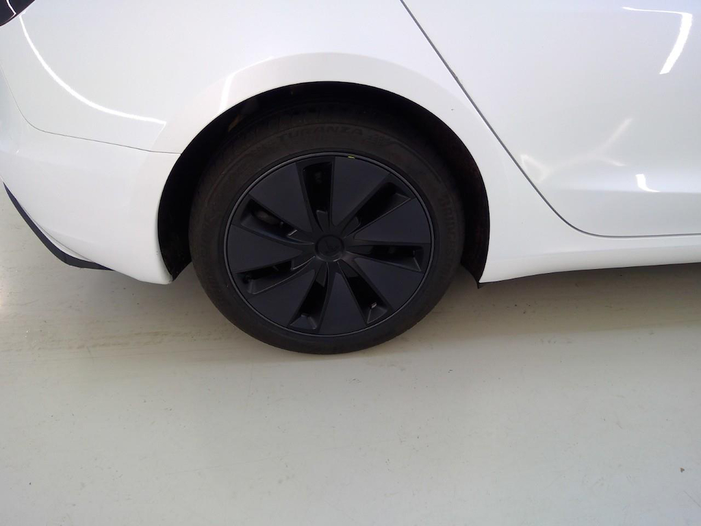 Foto 14 van Tesla Model 3