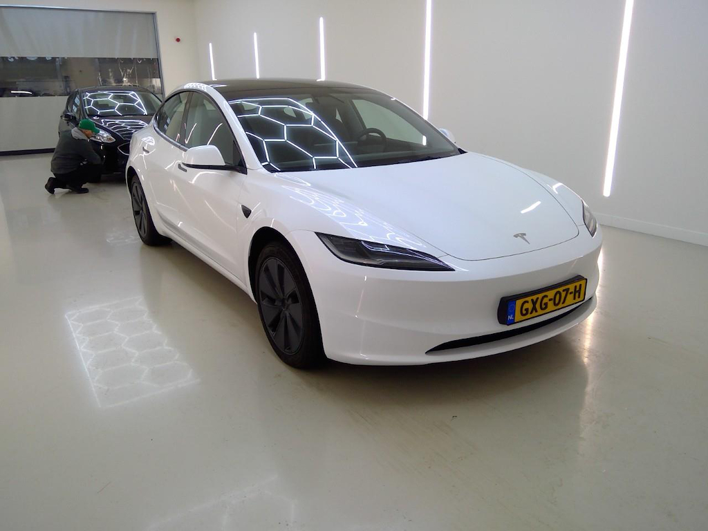 Foto 7 van Tesla Model 3