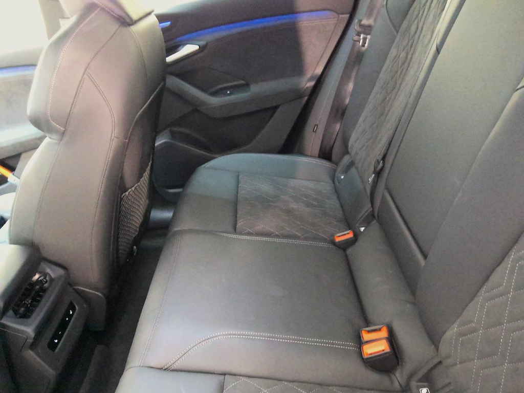 Foto 28 van Audi Q6 e-tron