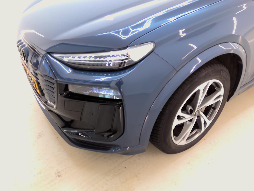 Foto 30 van Audi Q6 e-tron