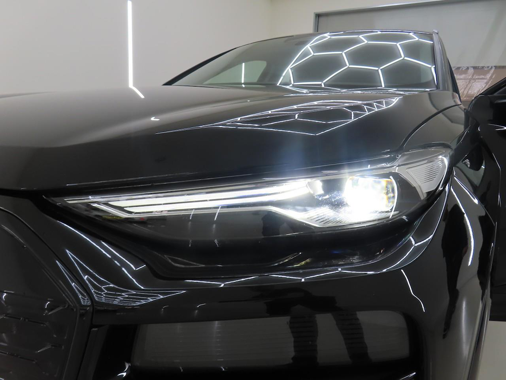 Foto 16 van Audi Q6 e-tron