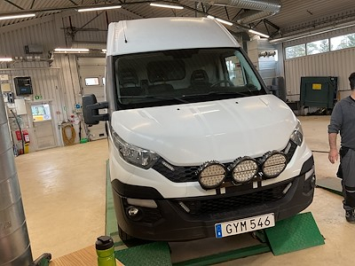 Αγορά IVECO Daily στο Ayvens Carmarket