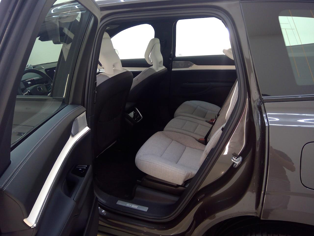 Foto 9 van Volvo EX90