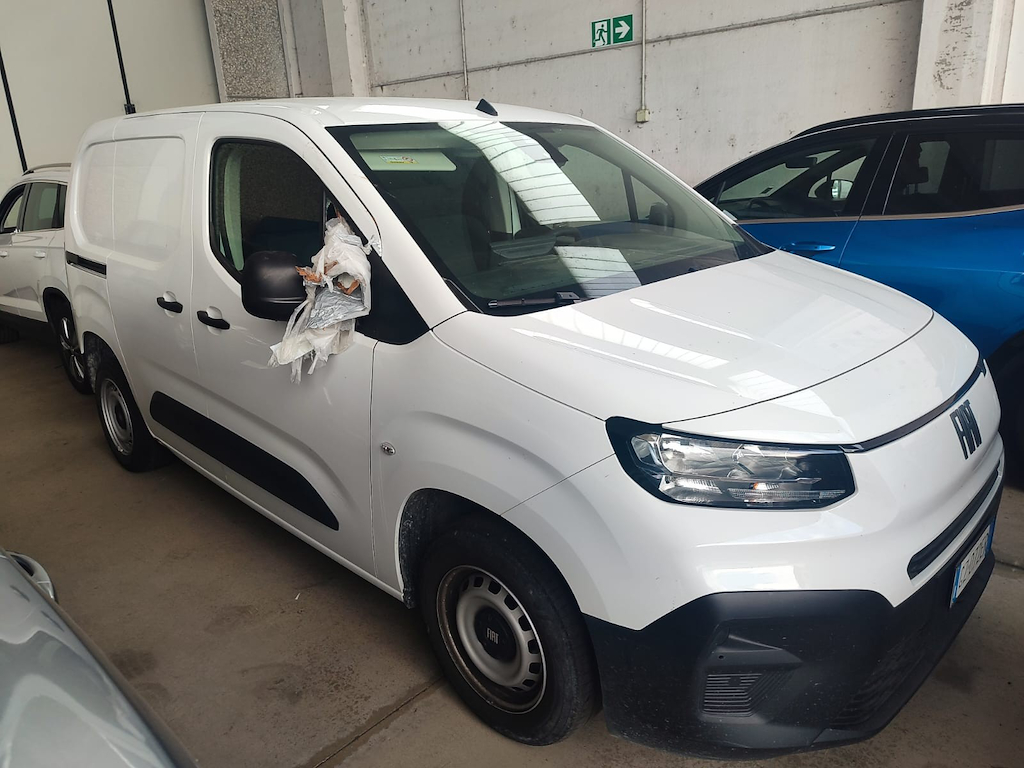 Fiat Doblo VAN CH1 1.5 BlueHdi 100cv MT6 Vettura Furgonata 4-door (Euro 6E) -