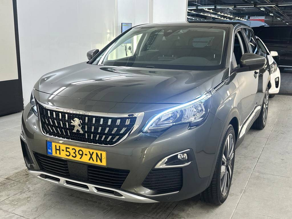 Peugeot 3008 Blue Lease Premium PureTech 130 EAT8