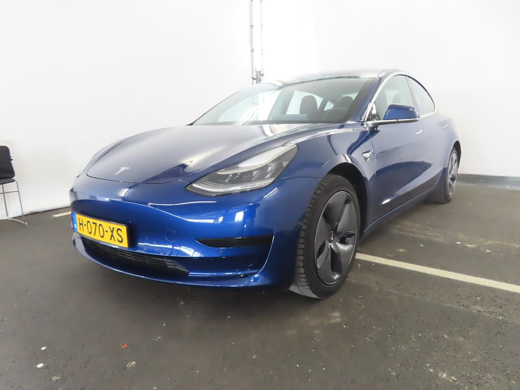 Tesla Model 3 Standard Range Plus RWD 4d