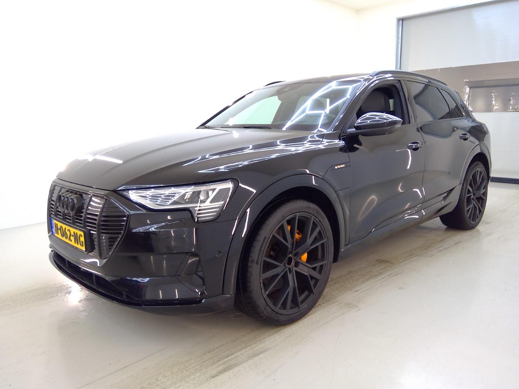 Foto 2 van Audi e-tron