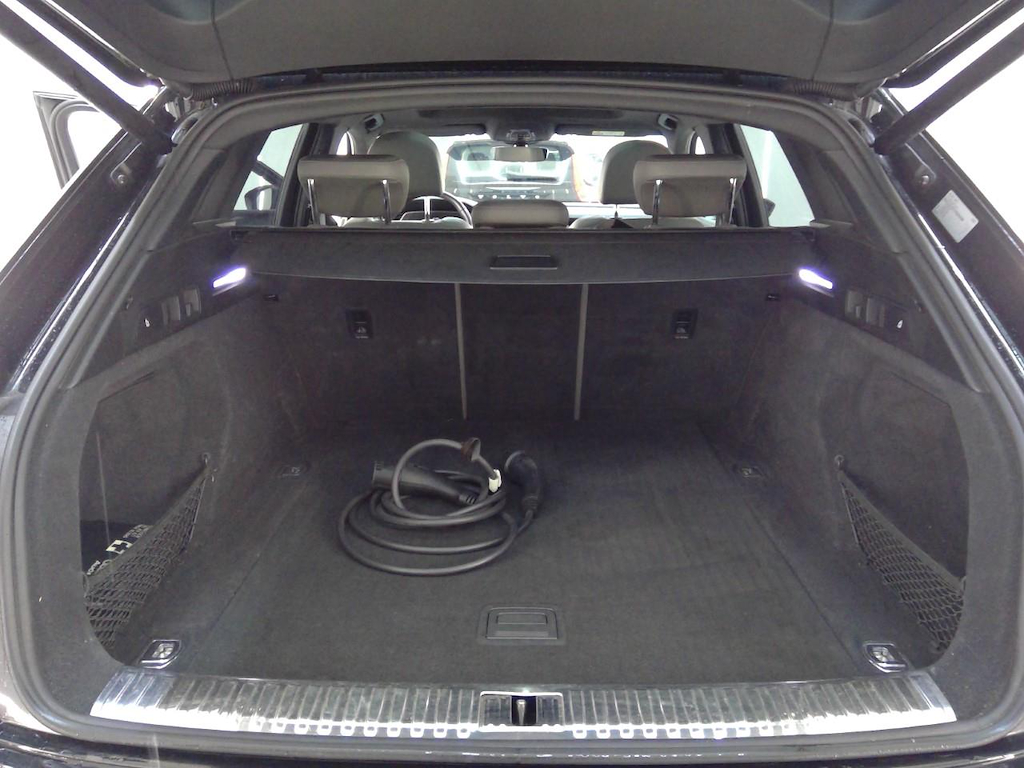 Foto 10 van Audi e-tron