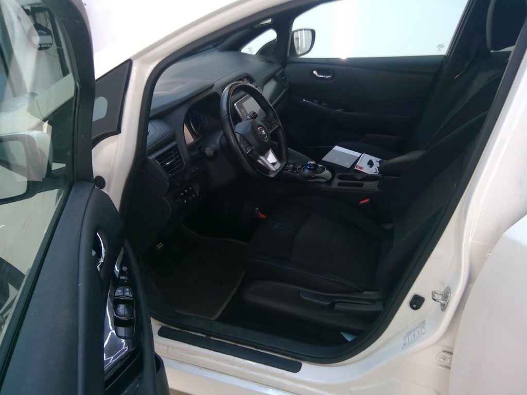 Foto 11 van Nissan Leaf
