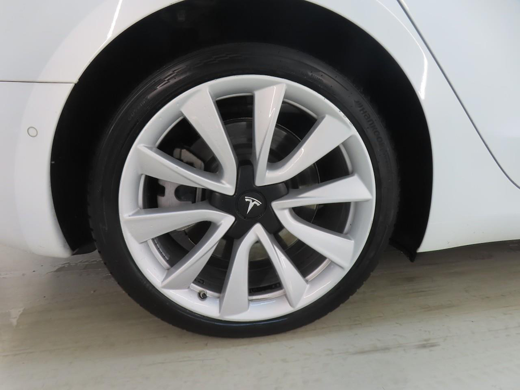 Foto 10 van Tesla Model 3