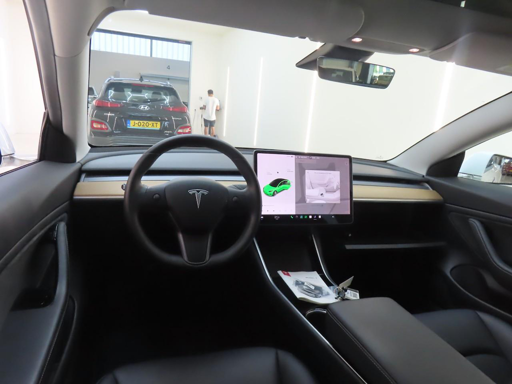 Foto 5 van Tesla Model 3