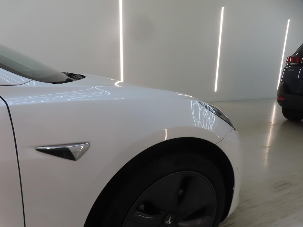 Foto 28 van Tesla Model 3