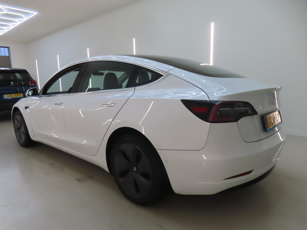 Foto 5 van Tesla Model 3