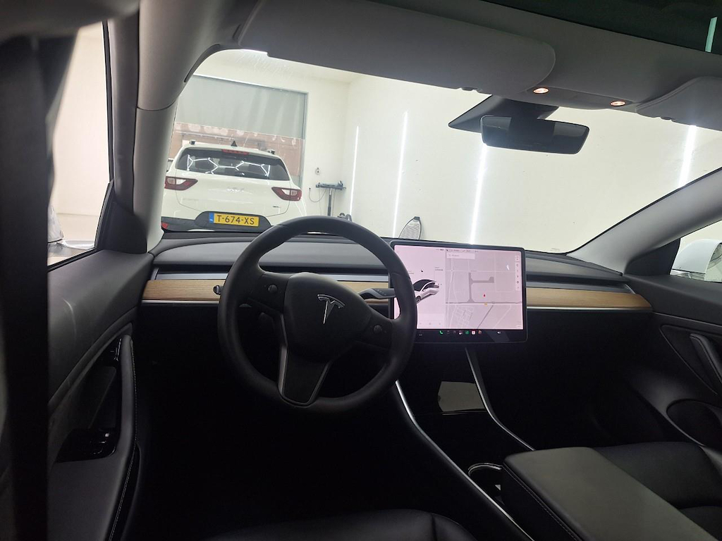 Foto 6 van Tesla Model 3
