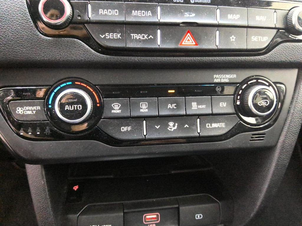 Foto 14 van Kia Niro