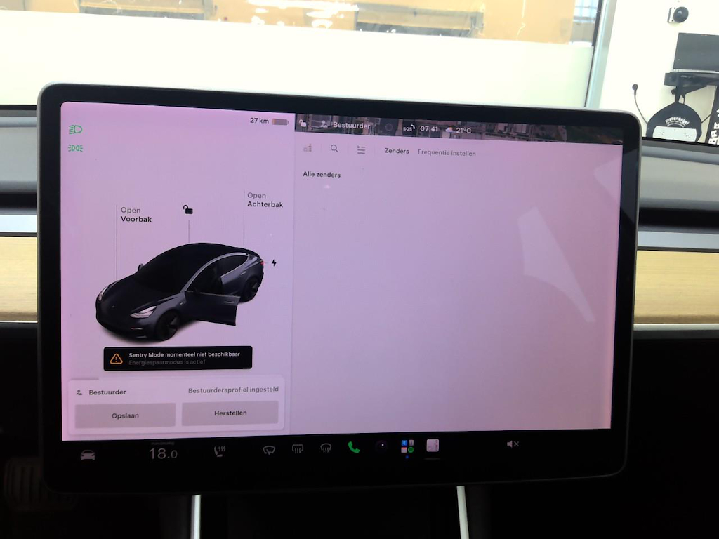 Foto 41 van Tesla Model 3