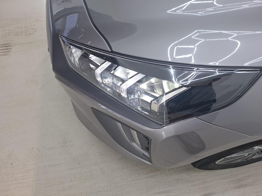Foto 17 van Hyundai Ioniq