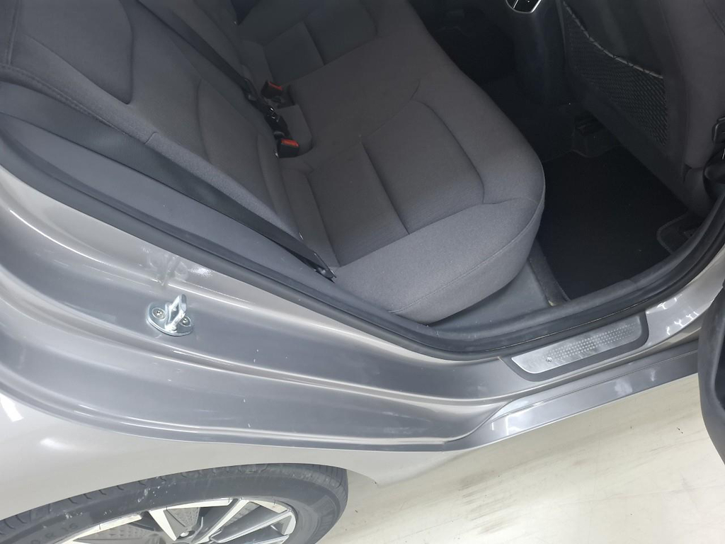 Foto 40 van Hyundai Ioniq