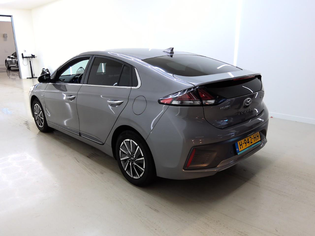 Foto 5 van Hyundai Ioniq