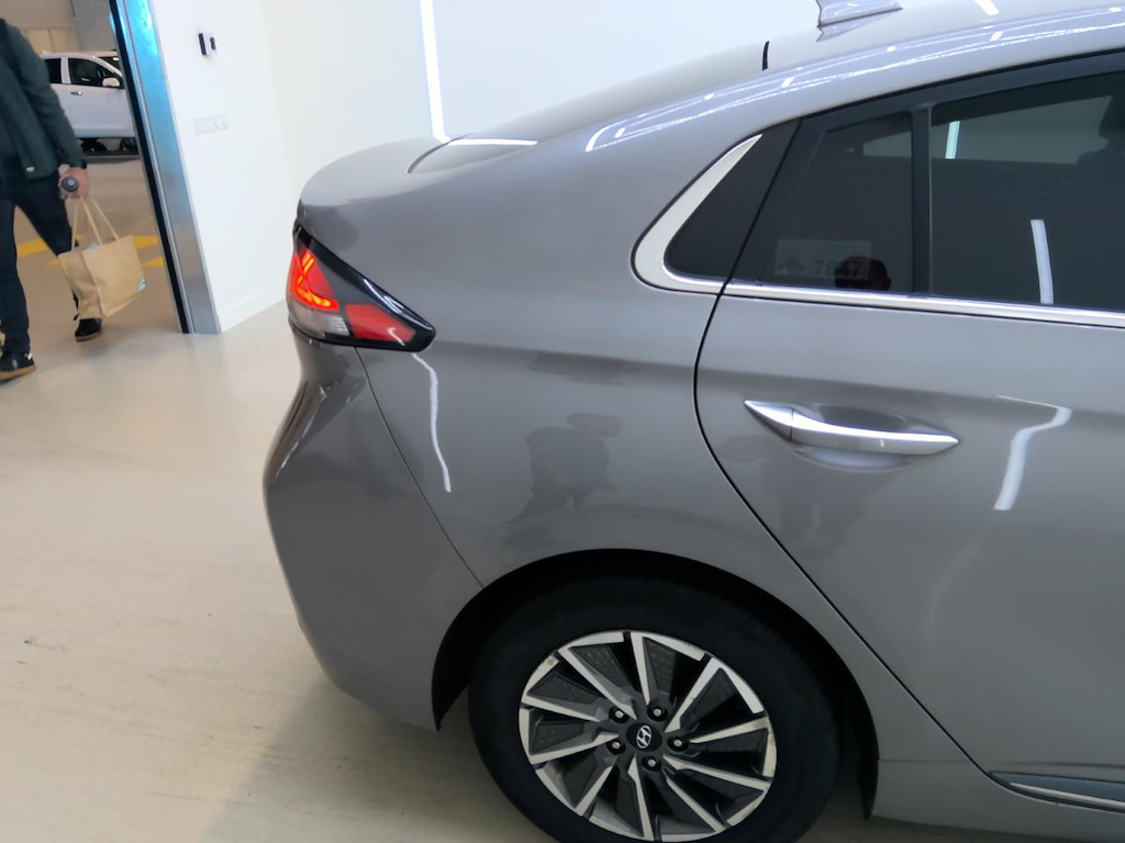Foto 33 van Hyundai Ioniq