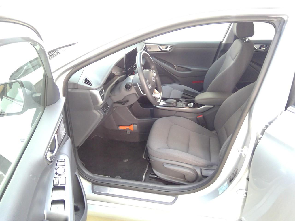 Foto 8 van Hyundai Ioniq