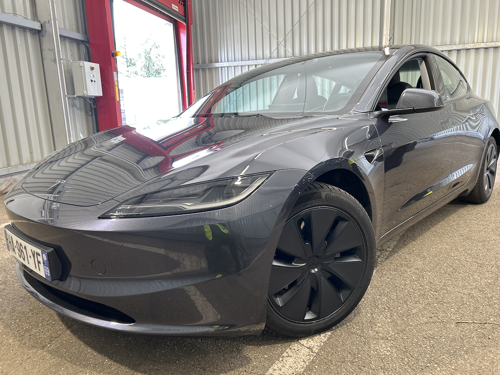 TESLA MODEL 3 Model 3 Long-Range Dual Motor AWD 