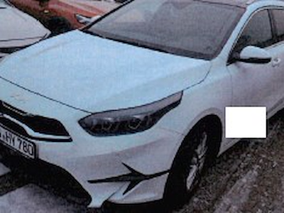 Kaufe KIA Ceed bei Ayvens Carmarket