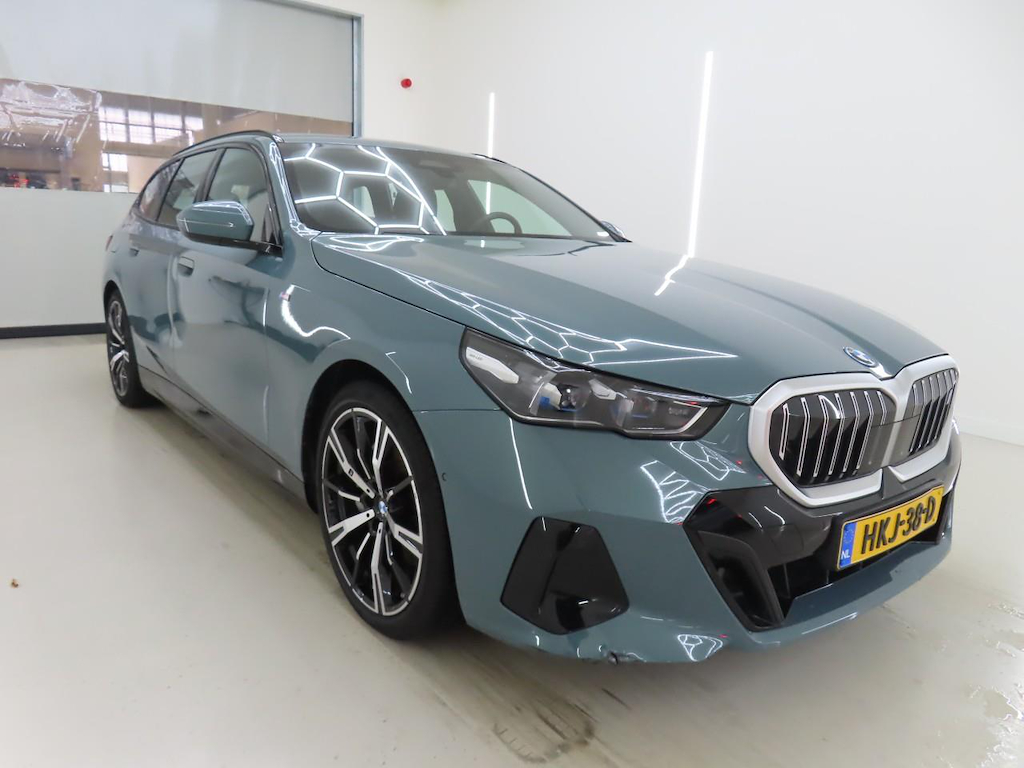 Foto 12 van BMW i5