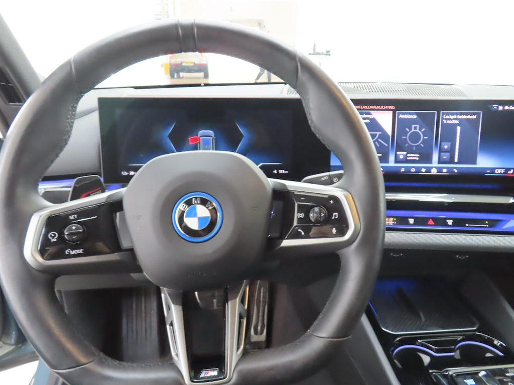 Foto 6 van BMW i5