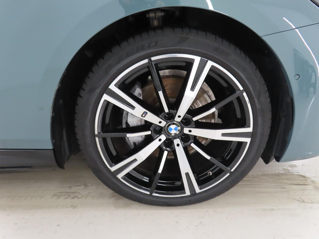 Foto 51 van BMW i5