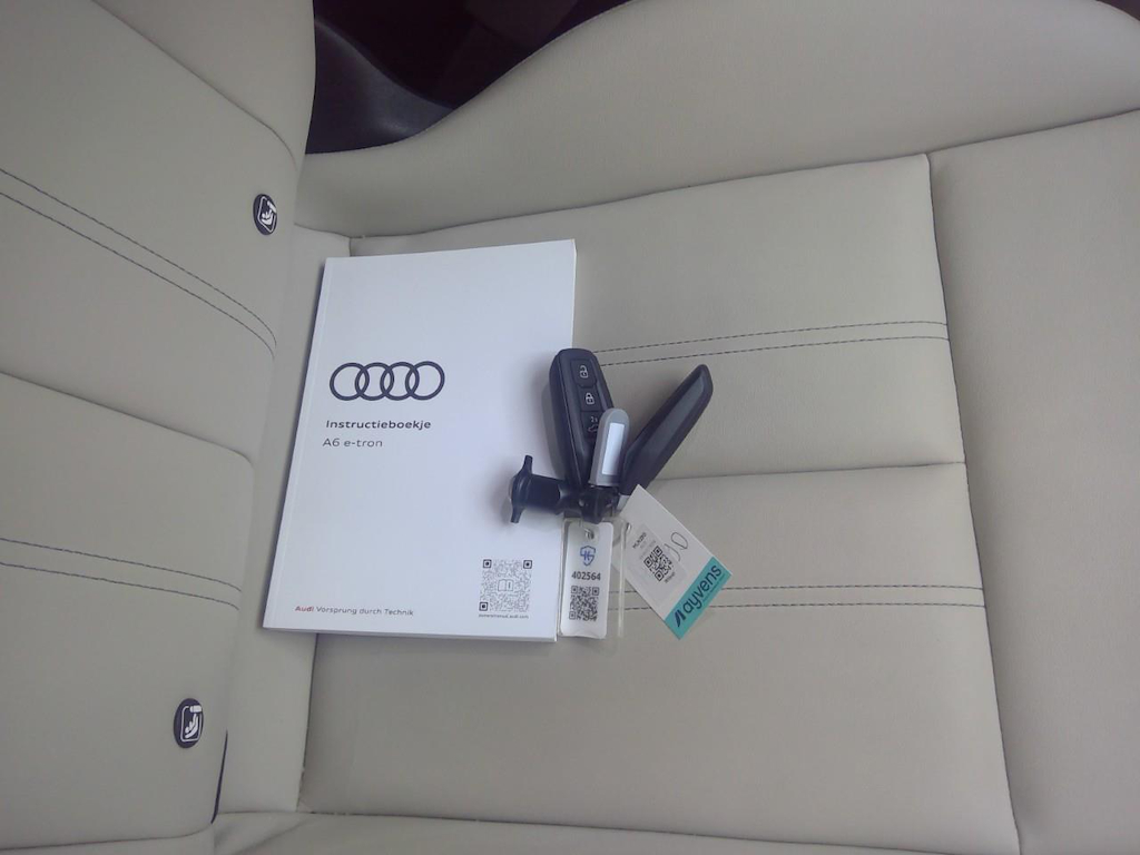 Foto 16 van Audi A6 Avant e-tron