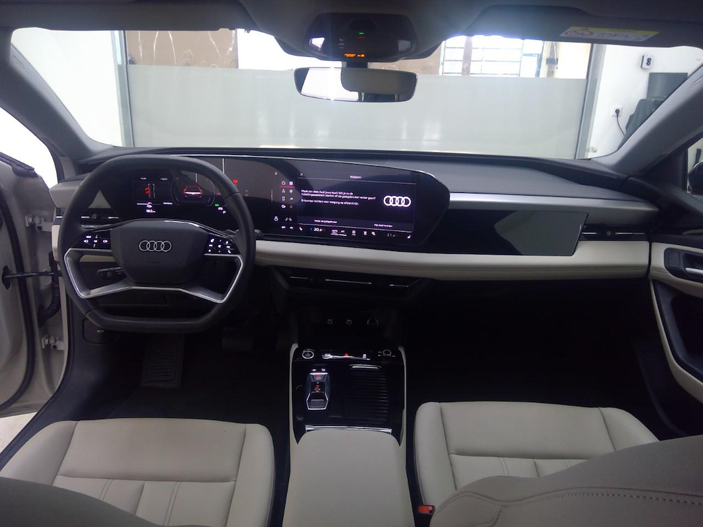 Foto 3 van Audi A6 Avant e-tron