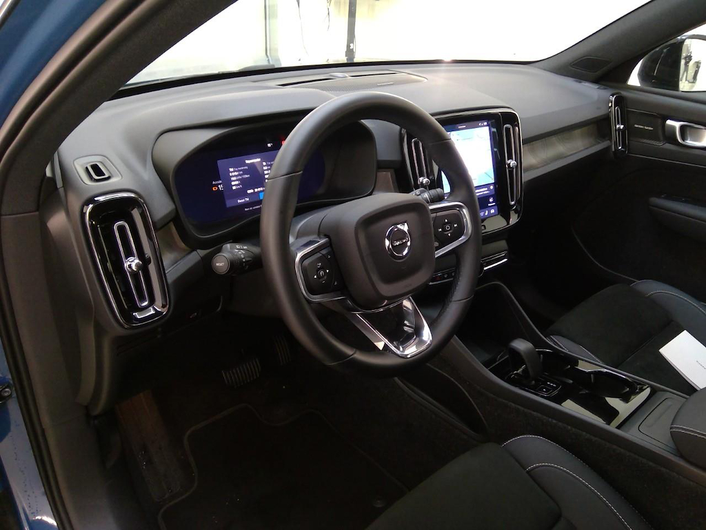 Foto 4 van Volvo EX40
