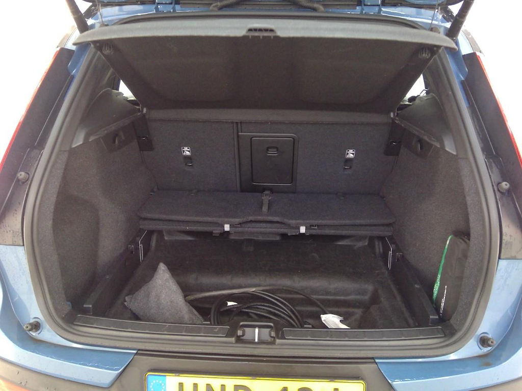 Foto 10 van Volvo EX40