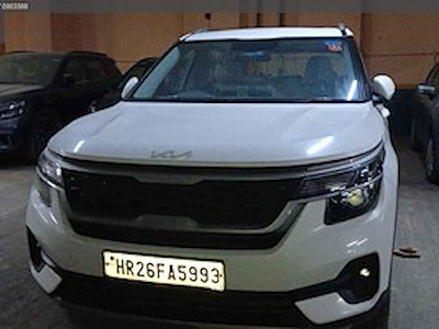 Osta [Merkki] [Malli] osoitteesta Ayvens Carmarket