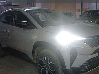 Kaufe TATA CURVV 1.2 P Accompli bei Ayvens Carmarket