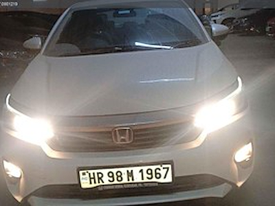 Kaufe HONDA CITY VX CVT PETROL I bei Ayvens Carmarket