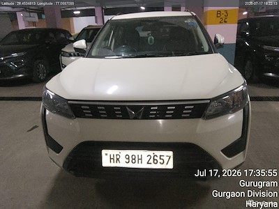 Buy MAHINDRA XUV300 1.2 W6 AMT on Ayvens Carmarket