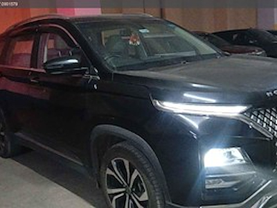 Køb MG HECTOR 1.5 Petrol MT hos Ayvens Carmarket