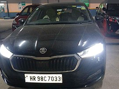 Achetez SKODA OCTAVIA 2.0 TSI STYL sur Ayvens Carmarket