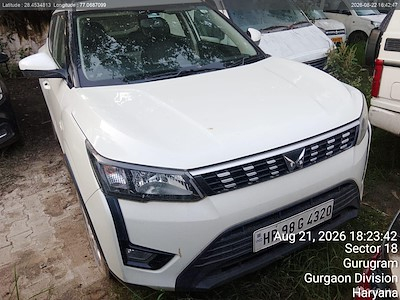 Kup MAHINDRA XUV300 1.2 W6 AMT na Ayvens Carmarket